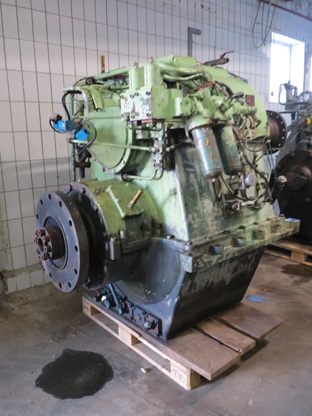 Image 4 of 5 - Ulstein - 600 AGSC