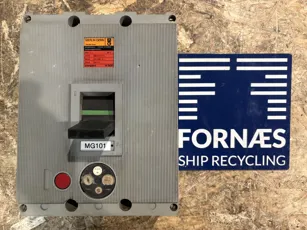 Merlin Gerin -  compact