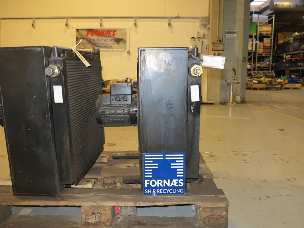 Image 5 of 6 - Oiltech - LAC-033-4-B-50-S50-0-0