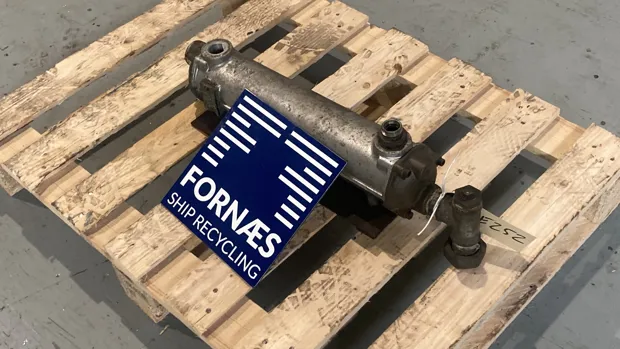 Image 4 of 4 - Bowman - EC140