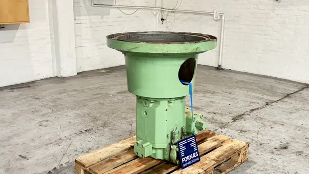 Image 5 of 9 - HP1009