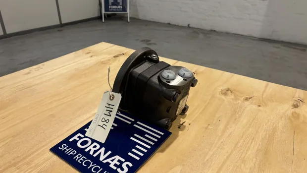 Image 2 of 6 - Danfoss  - OMTS 250