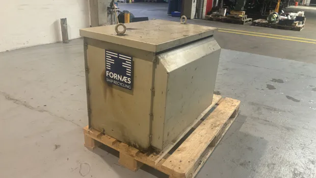 Image 3 of 5 - Møre Trafo - LTB 5235