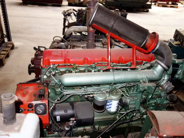 Image 4 of 4 - Ford - 6 cyl. whitout turbo