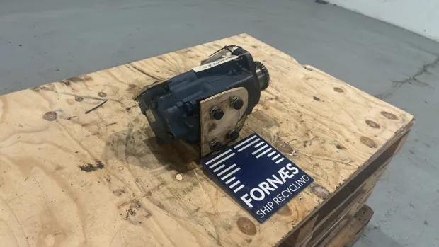 Image 8 of 11 - HP985