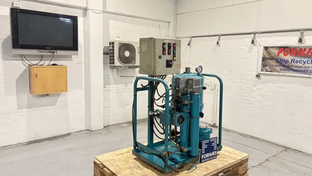 Image 2 of 10 - CJC - PTU2 27/27PM-DEH1PW