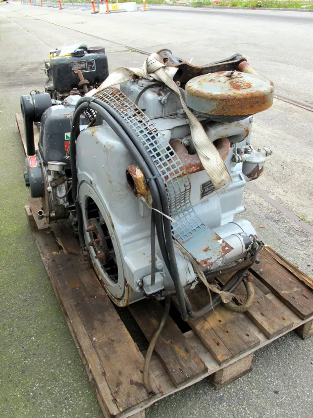 Image 1 of 3 - Lister