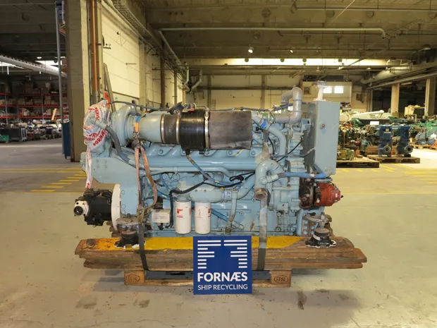 Image 2 of 9 - Detroit/MTU - S60 Marine