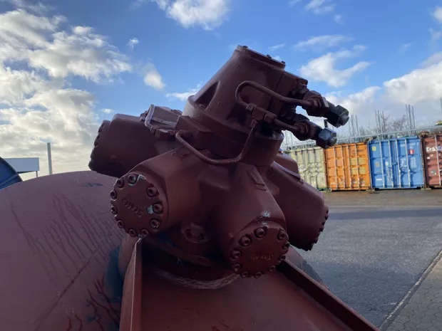 Image 6 of 7 - Chain wheel