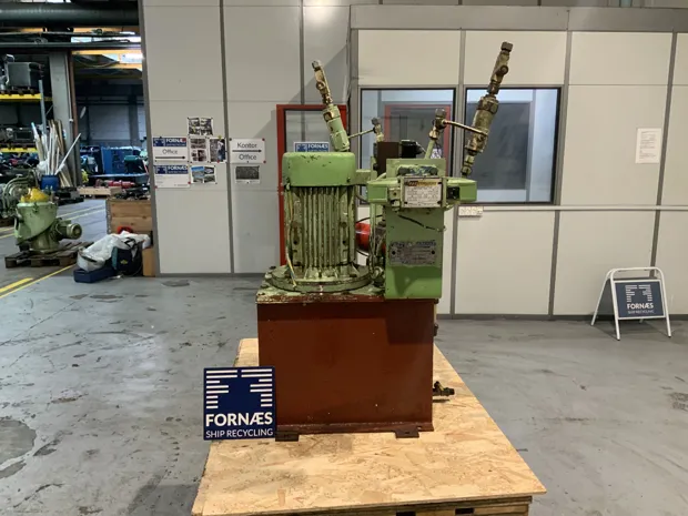 Image 2 of 7 - HS328