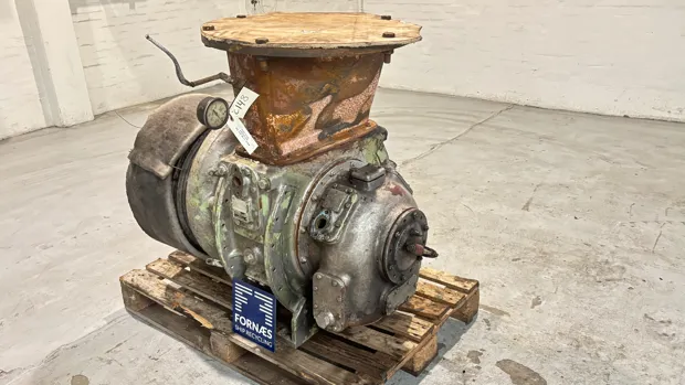 Image 7 of 9 - BBC - VTR251-2N