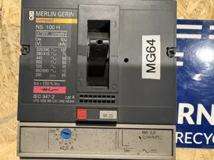 Merlin Gerin -  Compact
