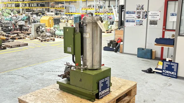 Image 4 of 8 - Kleentek - ELC-R25SP