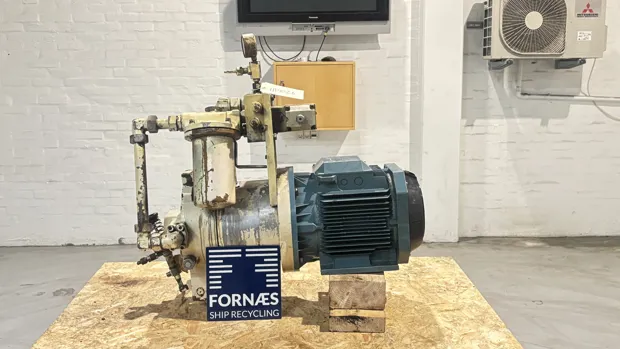 Image 1 of 13 - HP1026