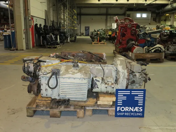 Image 3 of 7 - Volvo - D 96