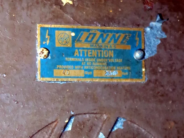 Image 3 of 4 - HS226