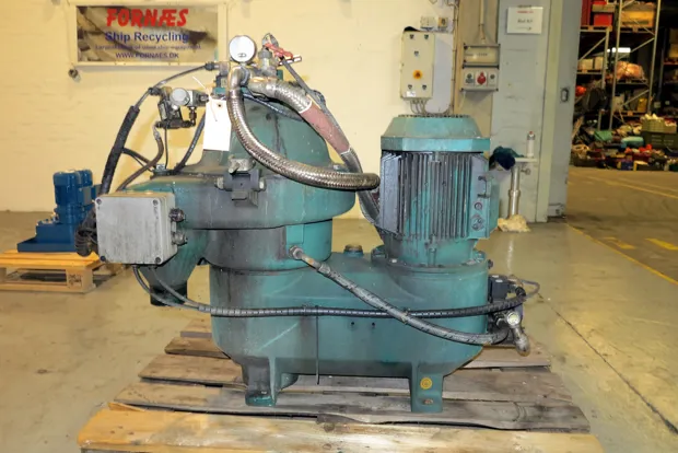 Image 1 of 5 - Westfalia - OSD 18-0136-067/8