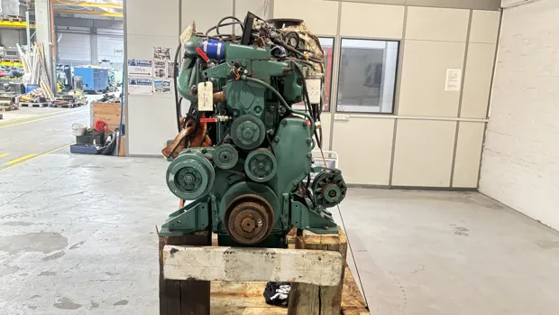 Image 6 of 11 - Volvo Penta - TAMD122A