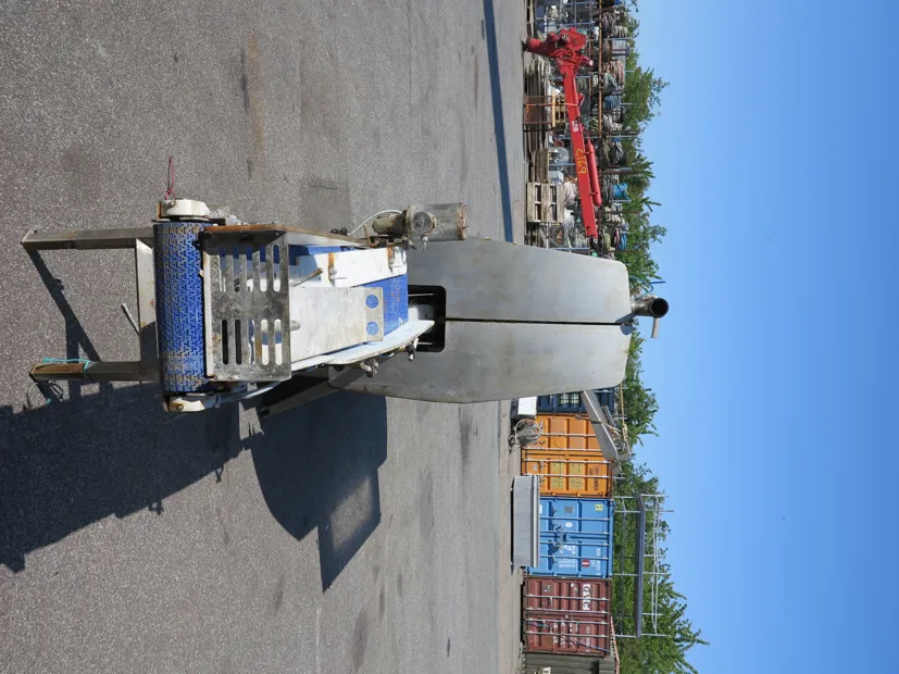 Image 7 of 8 - K72