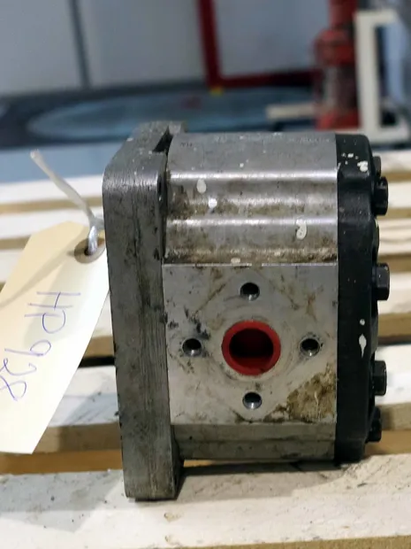 Image 2 of 4 - HP928