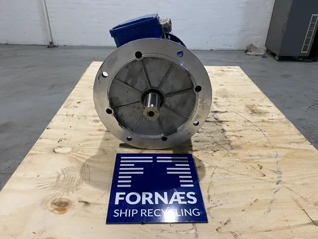 Image 2 of 5 - Hoyer Motors - MS132M-4