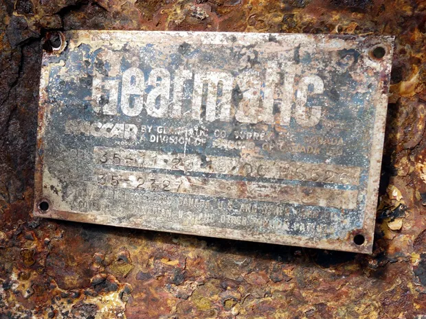 Image 6 of 7 - Tackle winch