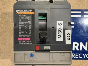 Merlin Gerin - Compact