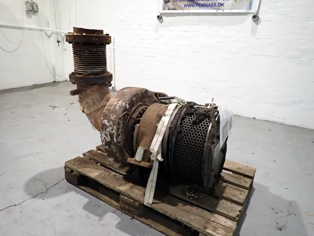 Image 1 of 6 - MAN B&W-SsangYong - NR 20/93