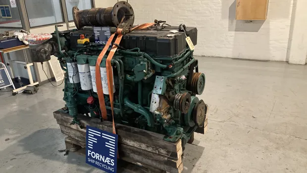 Image 1 of 10 - Volvo Penta - D12D-C MH