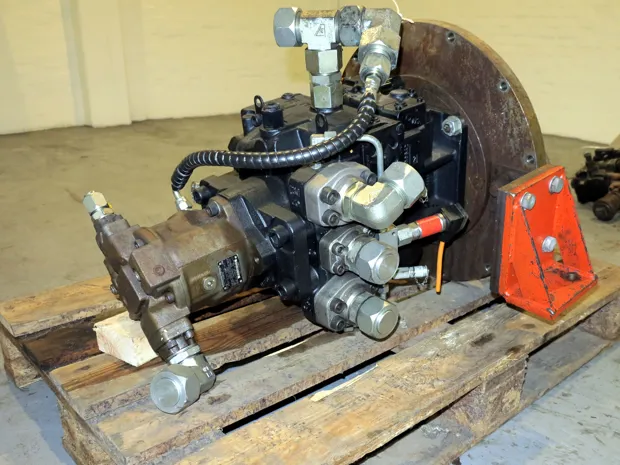 Image 4 of 6 - HP903