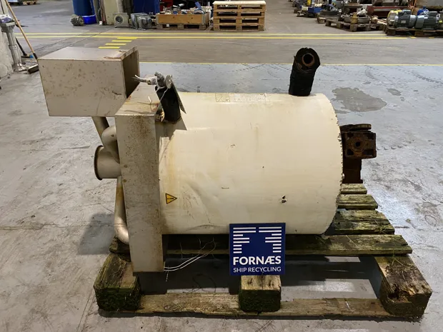 Image 3 of 6 - GENEGLACE - F100m Icemachine/ iceflake for Fresh water