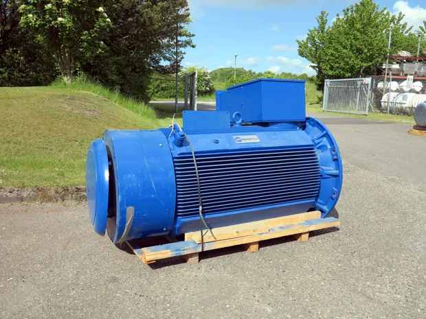 Image 2 of 4 - Marelli - BM5 400 LA4 V10