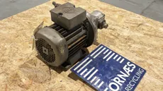 HP1021