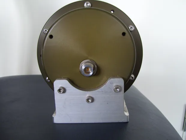 Image 3 of 4 - Fugro DGPS Antenne - AD430-3141