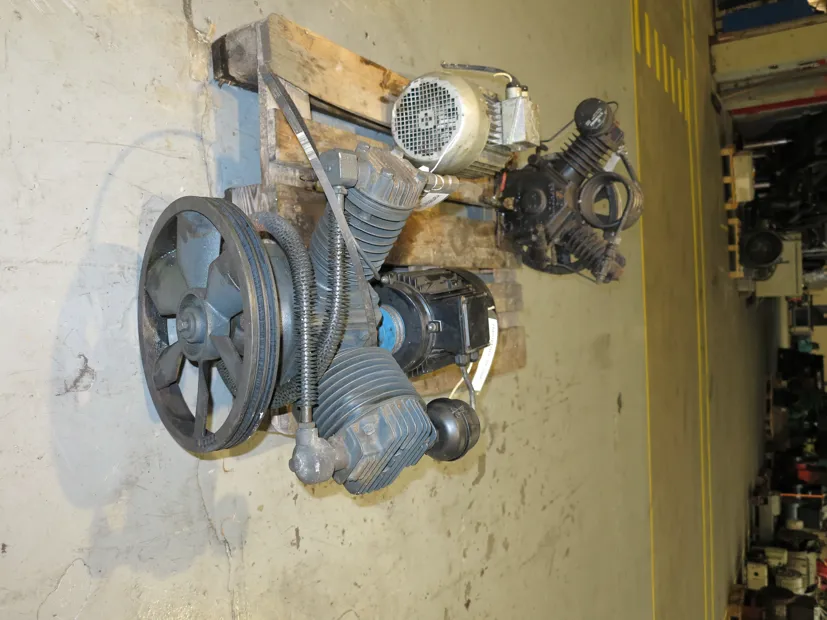 Image 5 of 5 - No plate