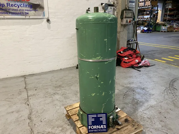 Image 3 of 4 - Karberg + Hennemann - HDU 38/100