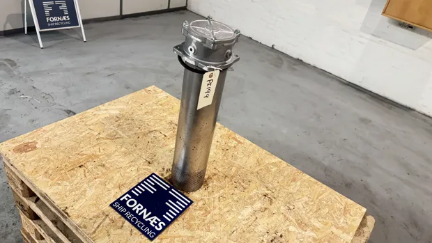 Image 3 of 8 - Parker - 2032030024