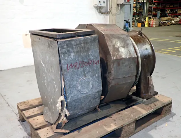 Image 4 of 6 - MAN B&W - NR 20/R147