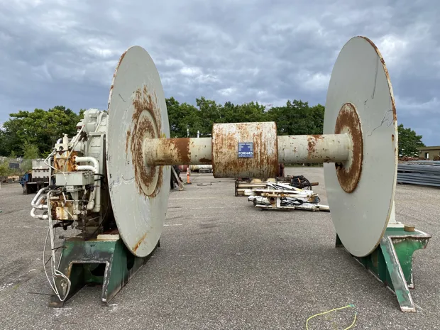 Image 3 of 6 - ND377