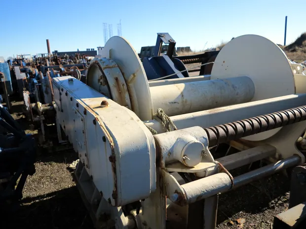 Image 4 of 6 - Trawl winch