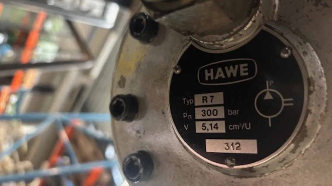 Image 9 of 10 - HS311