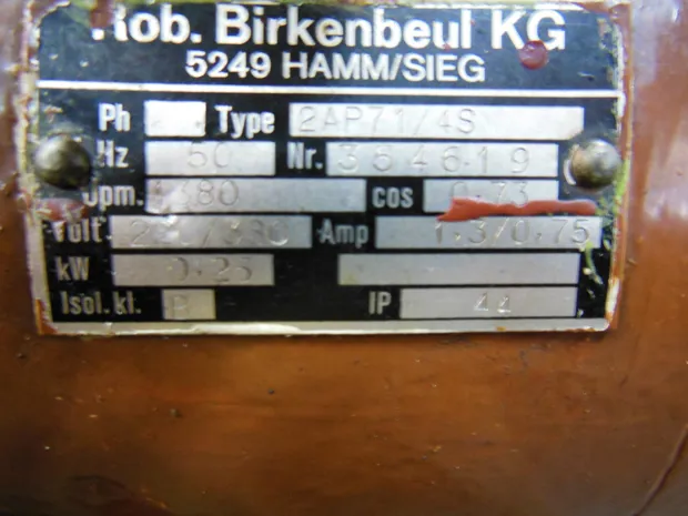 Image 3 of 3 - HP235