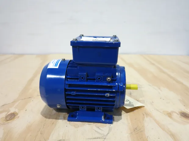 Image 2 of 3 - Bevi - 2A 832-4