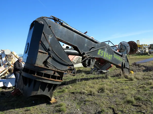 Image 1 of 8 - Mobbådkran