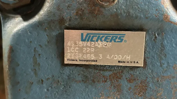 Image 5 of 5 - Deutz - F8L 413