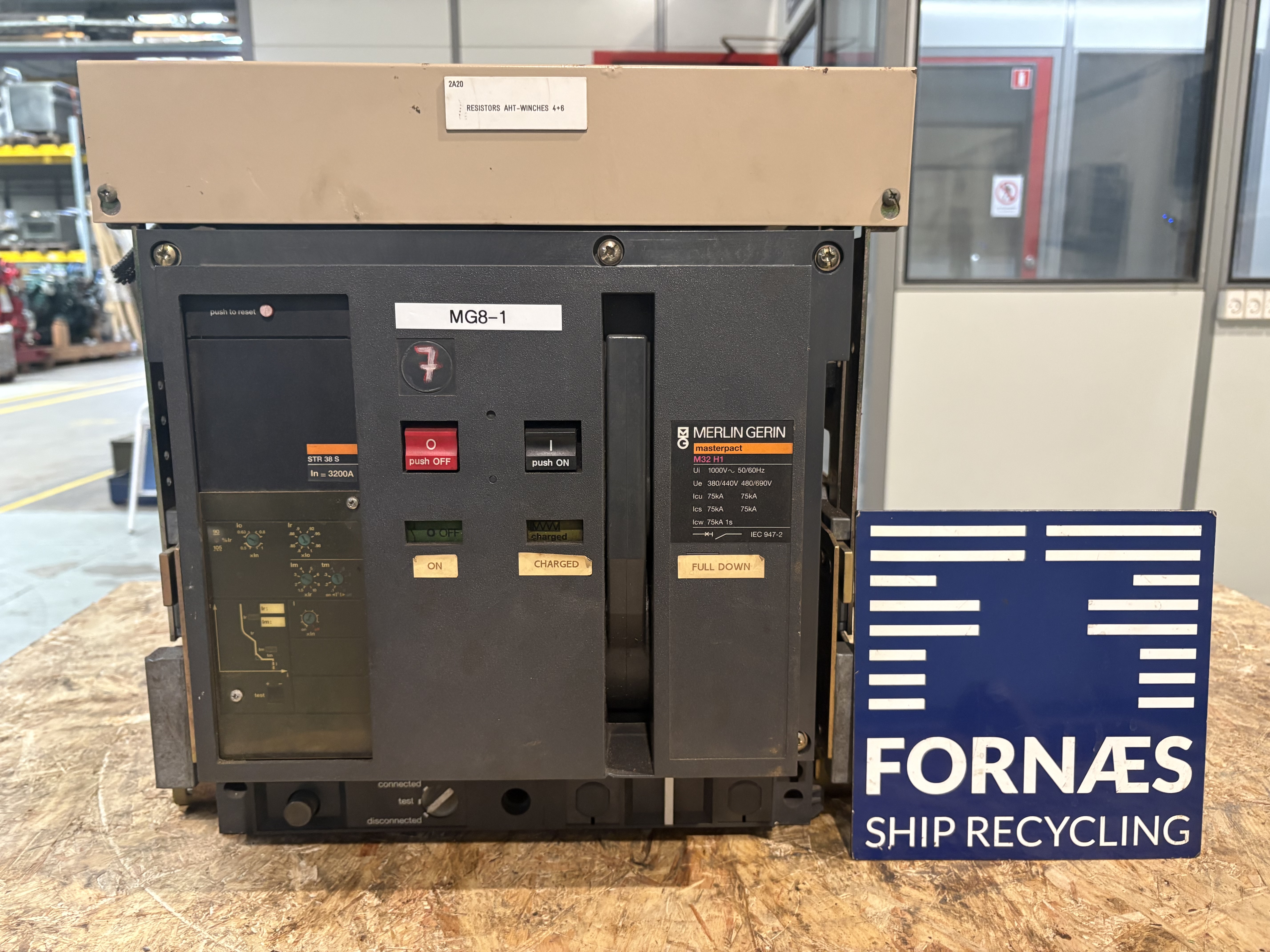 Merlin Gerin - Masterpact