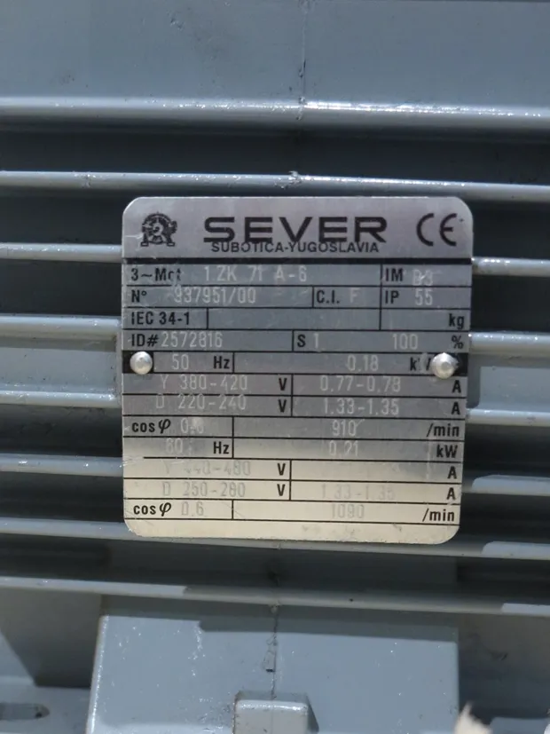 Image 4 of 4 - Server - 1.ZK 71 A-6