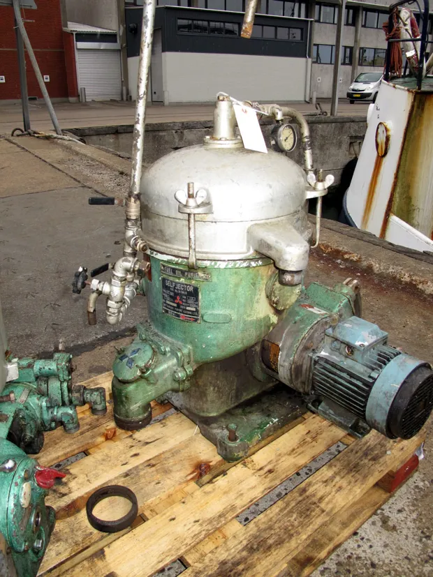 Image 1 of 2 - Mitsubishi - SJ700