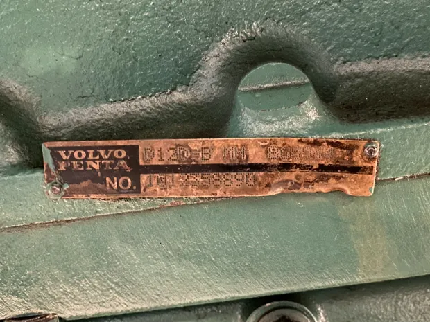 Image 4 of 5 - Volvo - D12D-B MH