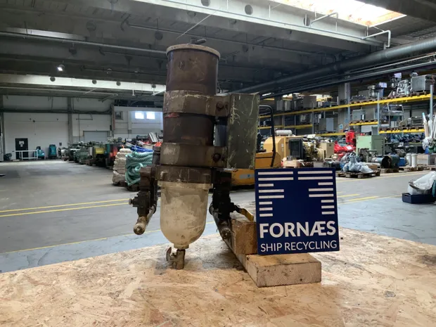 Image 2 of 4 - Parker racor - 731000MA